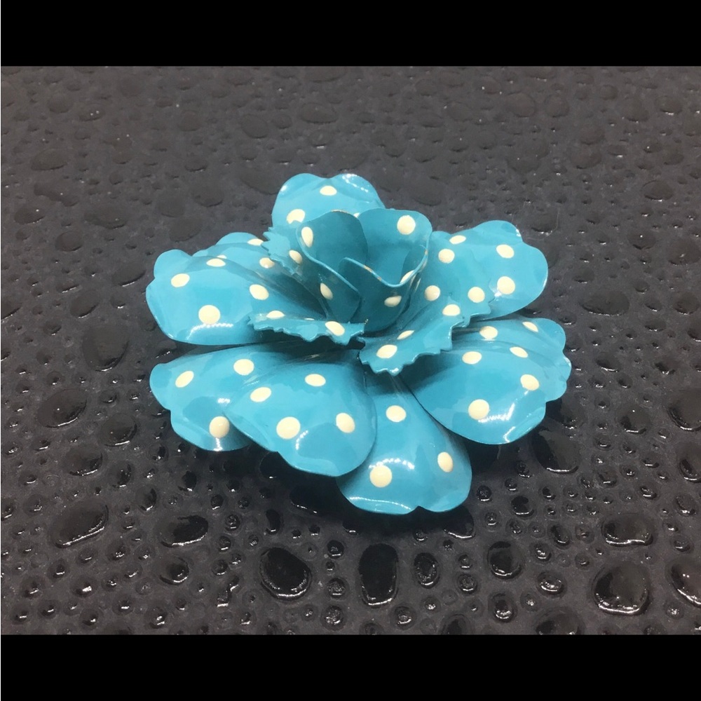 JOAN RIVERS BROOCH FLOWER ENAMEL TURQUOISE POLKA DOTS PREOWNED IN GOOD C…